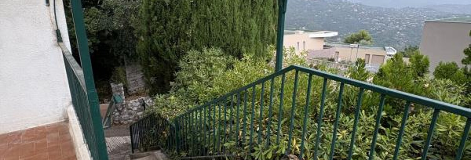 Appartement 3 Pièces 73 m² à louer à Châteauneuf-Villevieille (06390)