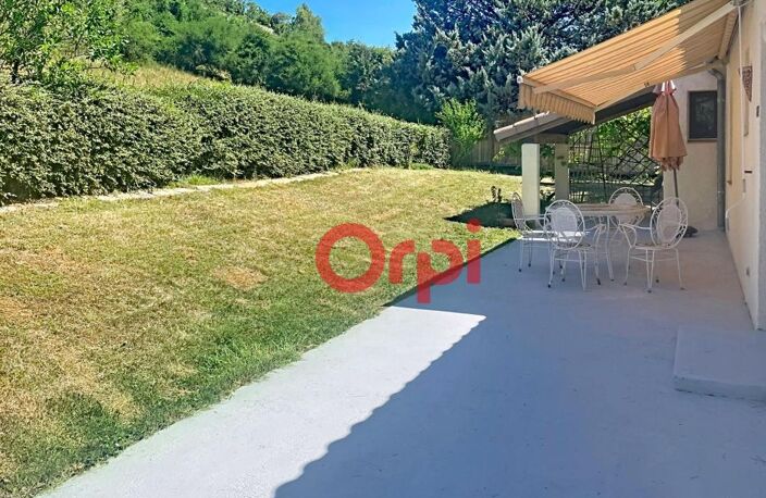 Maison de plain pied  avec jardin À Vendre LAGRAND — photo 5