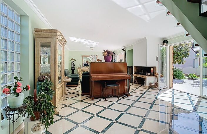 2 maisons (286 m² habitables/352 m² au sol en tout) sur un terrain de 850 m² à 20 MN à pieds du RER D "FOSSES - SURVILLIERS" — photo 2
