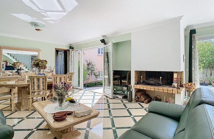 2 maisons (286 m² habitables/352 m² au sol en tout) sur un terrain de 850 m² à 20 MN à pieds du RER D "FOSSES - SURVILLIERS" — photo 3
