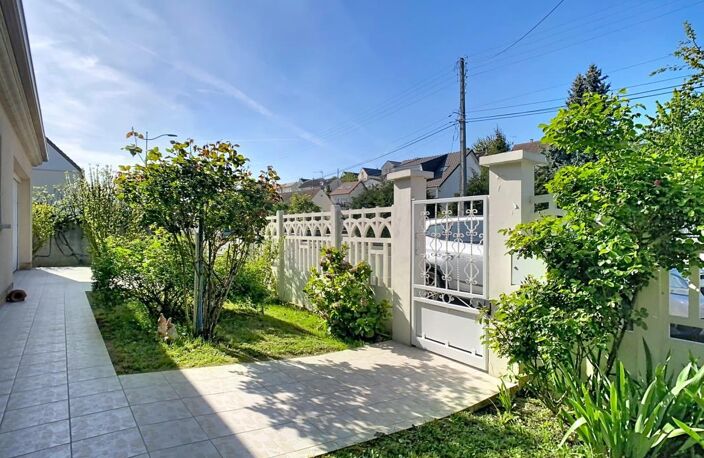 2 maisons (286 m² habitables/352 m² au sol en tout) sur un terrain de 850 m² à 20 MN à pieds du RER D "FOSSES - SURVILLIERS" — photo 5