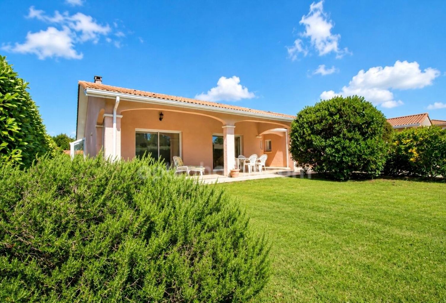 BASSIN D'ARCACHON - LA HUME – GUJAN-MESTRAS | MAISON DE PLAIN-PIED 190 M² | 3/4 CHAMBRES + ESPACE INDÉPENDANT | TERRAIN 1 000 M²+ | GARAGE — photo 1