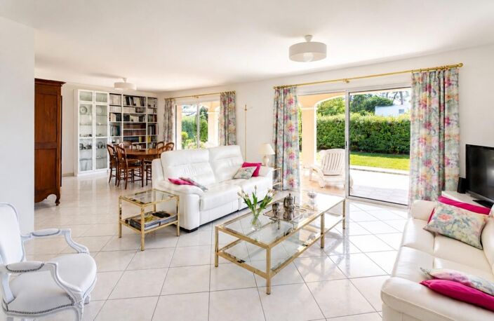 BASSIN D'ARCACHON - LA HUME – GUJAN-MESTRAS | MAISON DE PLAIN-PIED 190 M² | 3/4 CHAMBRES + ESPACE INDÉPENDANT | TERRAIN 1 000 M²+ | GARAGE — photo 5
