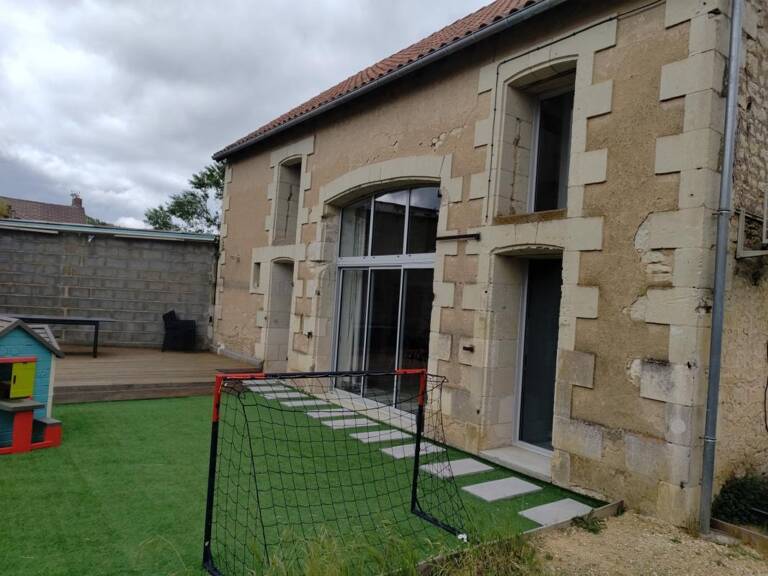 Belle maison en pierre avec dépendance et potentiel locatif sur un terrain de 1100 m² Beaumont Saint Cyr — photo 1