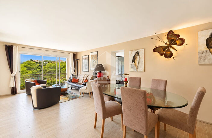 Rez de villa 3 pièces avec terrasse et grand jardin — photo 2