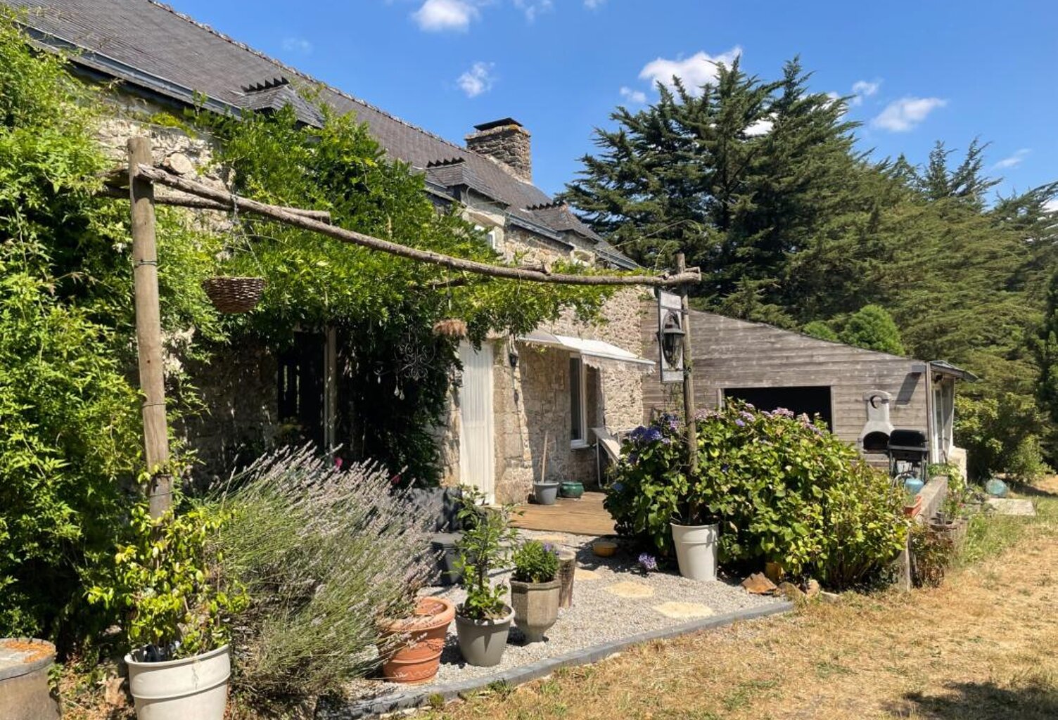 Propriété à vendre SAINT NICOLAS DU PELEM (22) — photo 1