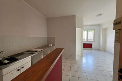 Appartement 2 pièces 327 €