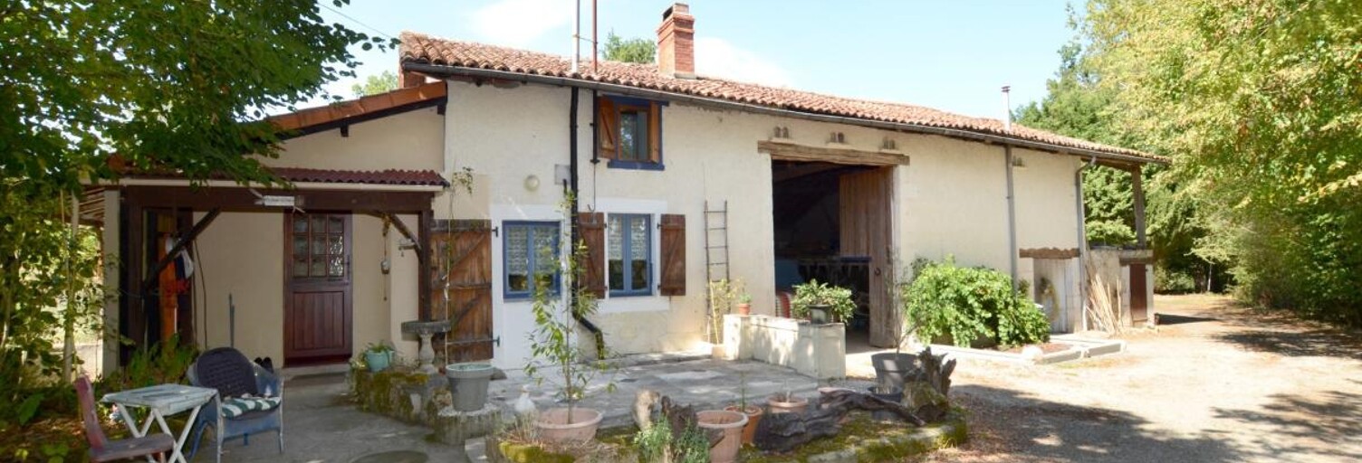 Maison 6 Pièces 113 m² à vendre à Chabanais (16150)