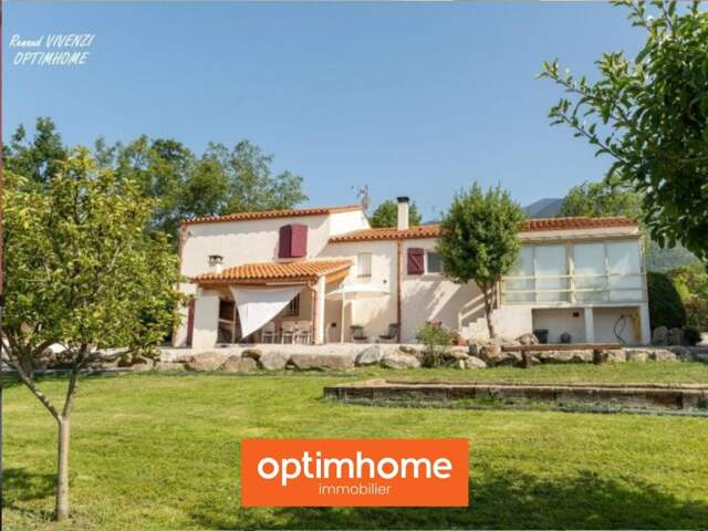 FILLOLS – Villa 4 faces sur 2 785 m², vue montagnes et dépendance — photo du bien