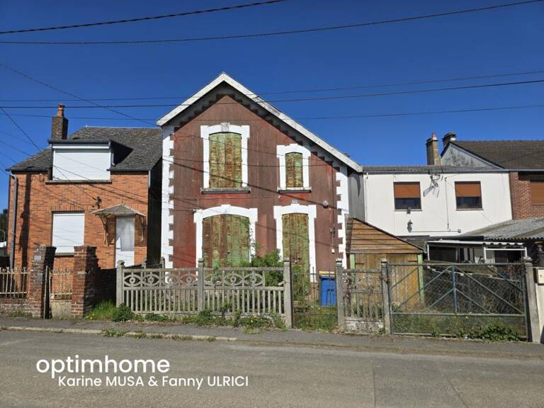 HIRSON (02) -   Vente maison individuelle avec terrain de plus de 8 ares   — photo 1