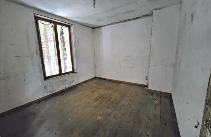 HIRSON (02) - 🏡 Vente maison individuelle avec terrain de plus de 8 ares 🍀 — photo 4