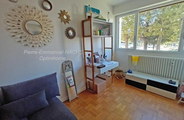 A PROXIMITE DU LYCEE INTERNATIONAL DE SAINT GERMAIN EN LAYE — photo 4