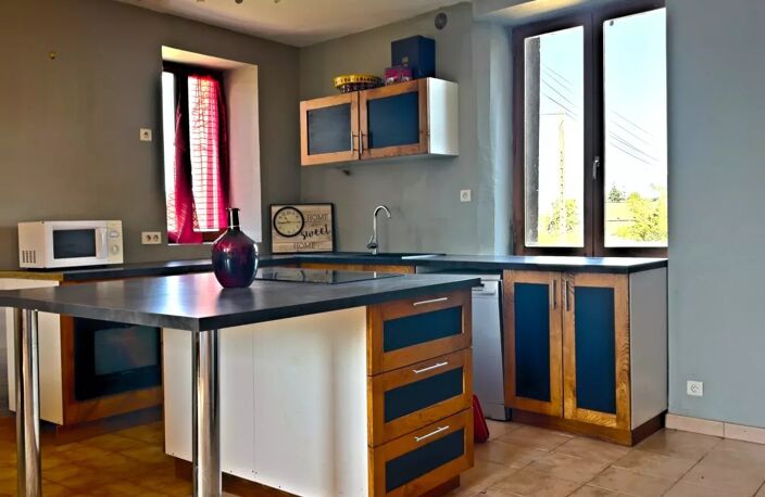 A VENDRE-MAISON ANCIENNE A RENOVER- 80 000.euros FAI — photo 4