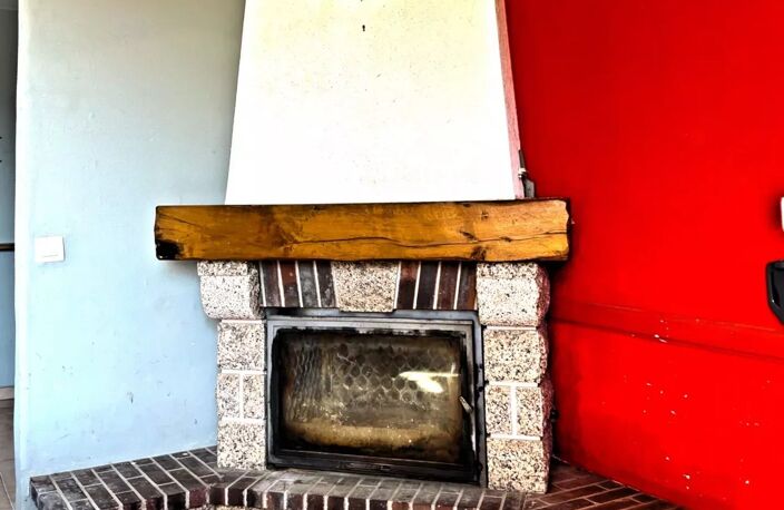 A VENDRE-MAISON ANCIENNE A RENOVER- 80 000.euros FAI — photo 5