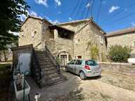 MAISON EN PIERRE AVEC TERRASSE ET JARDIN — photo 2