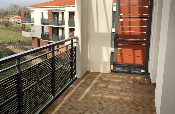 LALANDE T3 NEUF - TERRASSE — photo 2