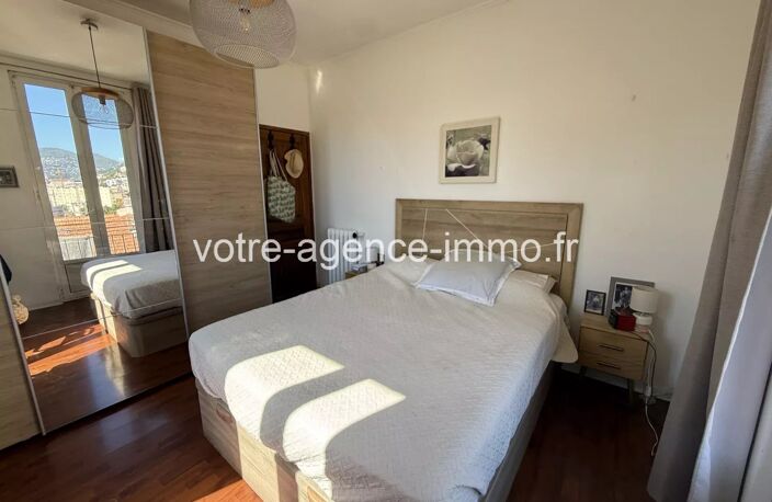 Nice Bas cimiez beau dernier etage avec balcon — photo 4
