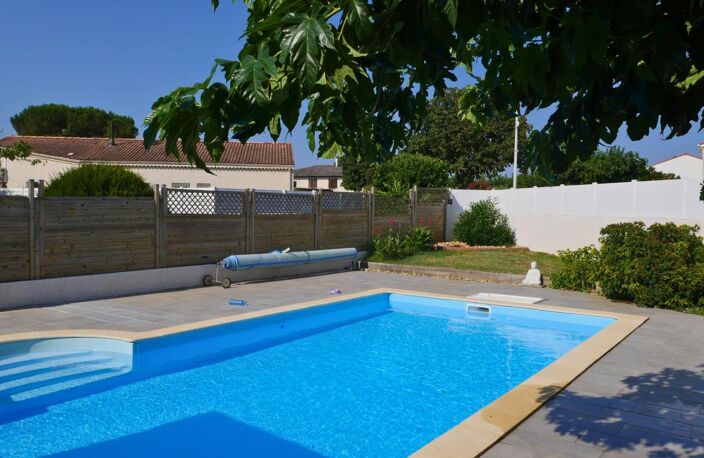 Beaumont-Monteux - Maison de plain-pied avec piscine à deux pas du centre du village — photo 2