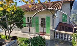 Appartement 3 Pièces 60 m² à louer à Castellar (06500)