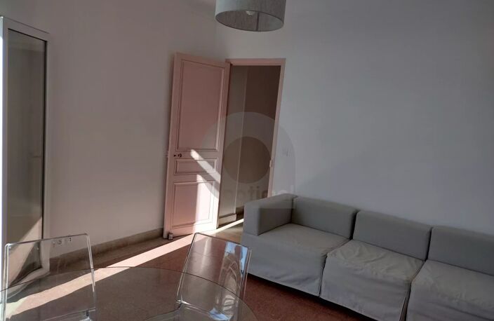 CASTELLAR : A LOUER 3P MEUBLE AVEC JARDIN — photo 5