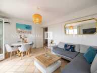 VILLEFRANCHE SUR MER - CENTRE VILLE - VUE MER - 3 PIECES - ASCEN — photo 4