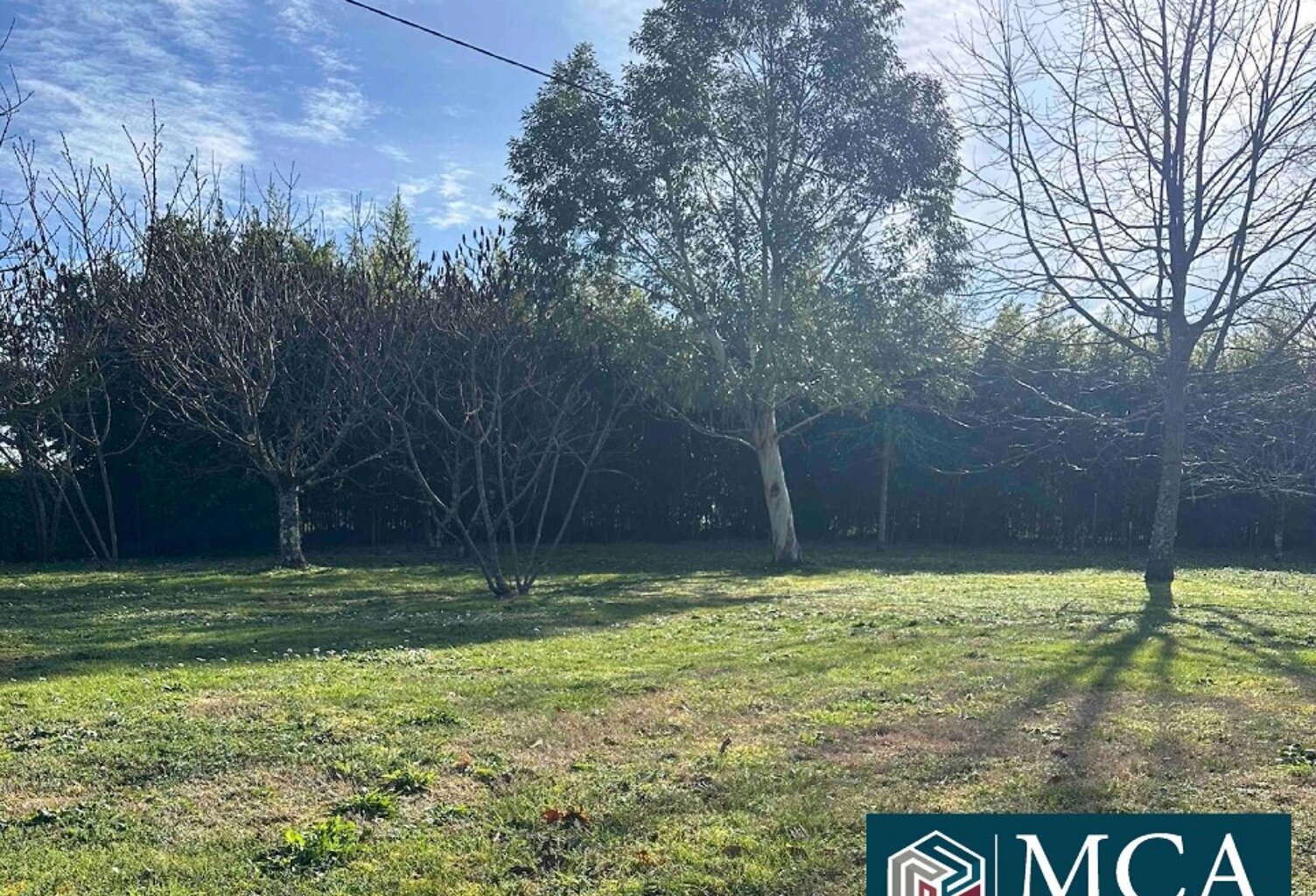 Terrain à bâtir à Arveyres (33500) — photo 1