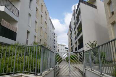Appartement 3 pièces 823 €
