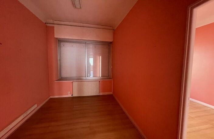 LOCAL PROFESSIONNEL A LOUER — photo 4
