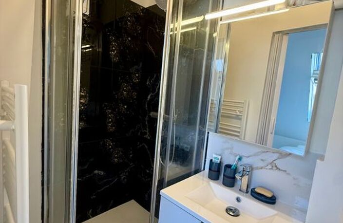 Appartement de 22m2 à louer sur Paris 08 — photo 2