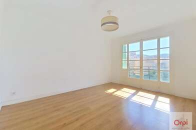 Appartement 3 pièces 158000 €