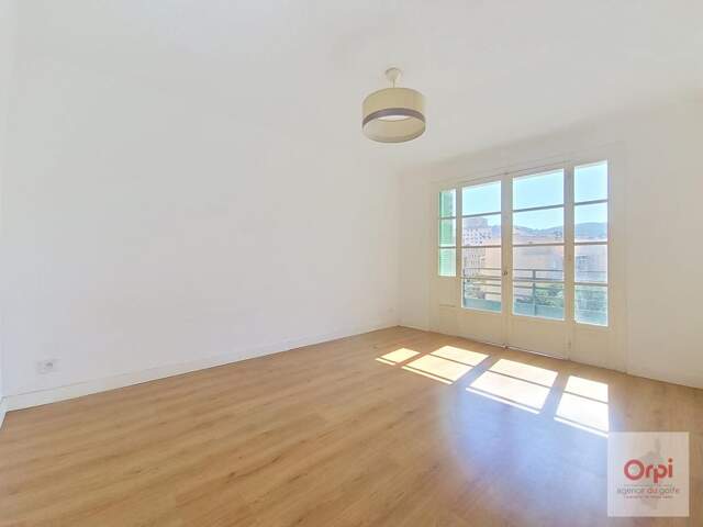 Appartement T3 À Vendre — photo du bien