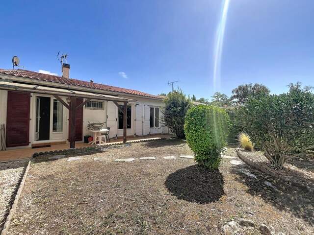 Maison À Vendre la rochelle au calme proche centre ville — photo du bien