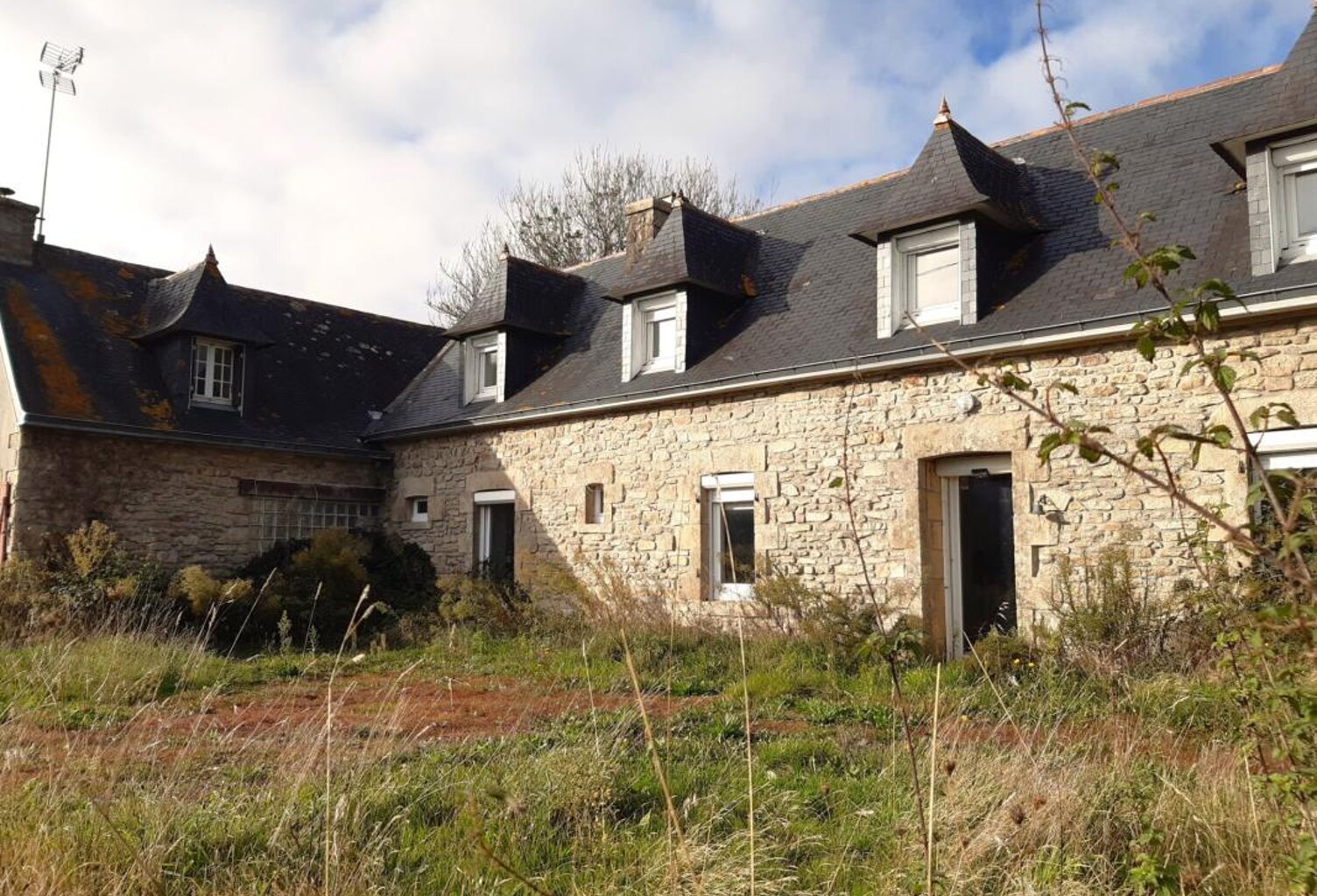 Spacieuse Longère sur terrain d'env. 2.300 m2 — photo 1