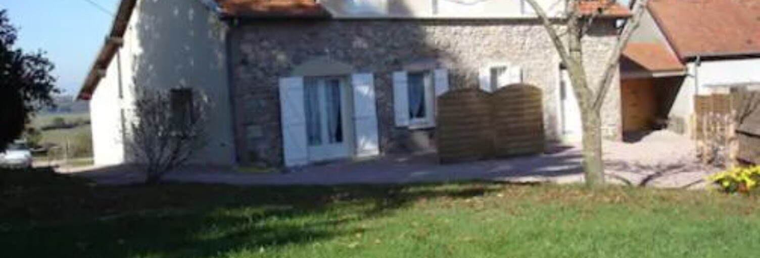 Appartement 1 Pièce 10 m² à louer à Le Breuil (03120)