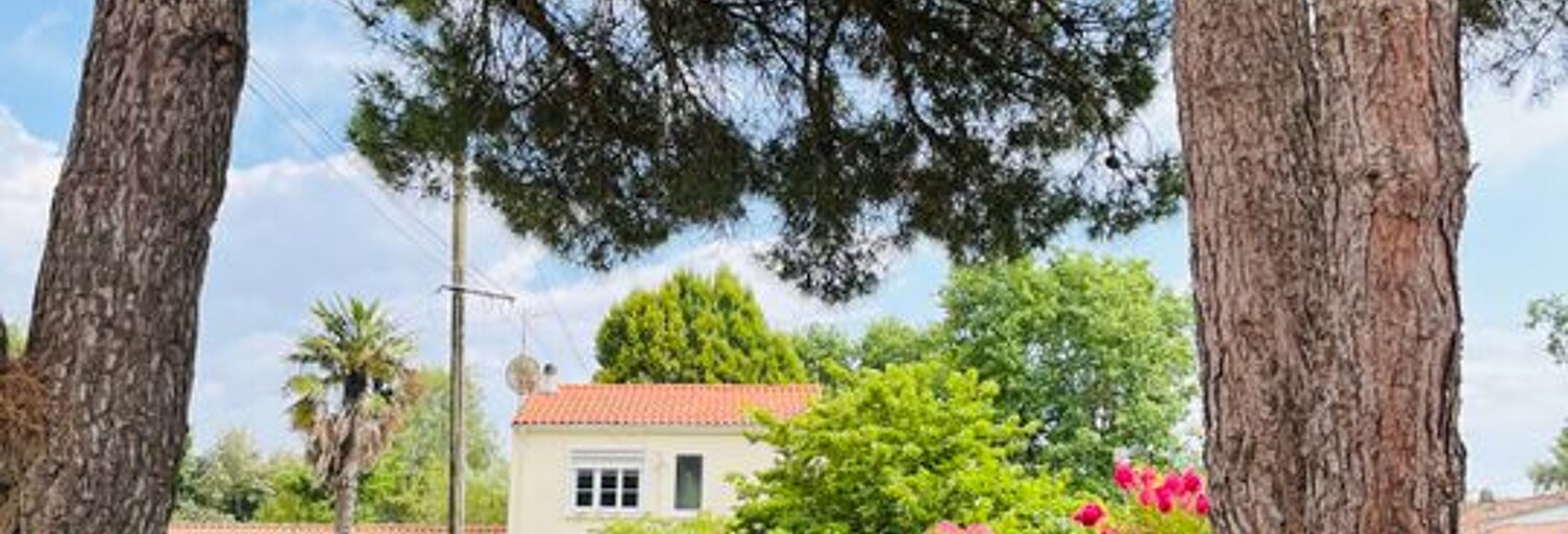 Maison 4 Pièces 95 m² à louer à Royan (17200)