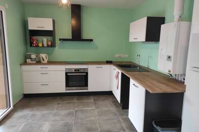 Appartement 3 pièces 835 €