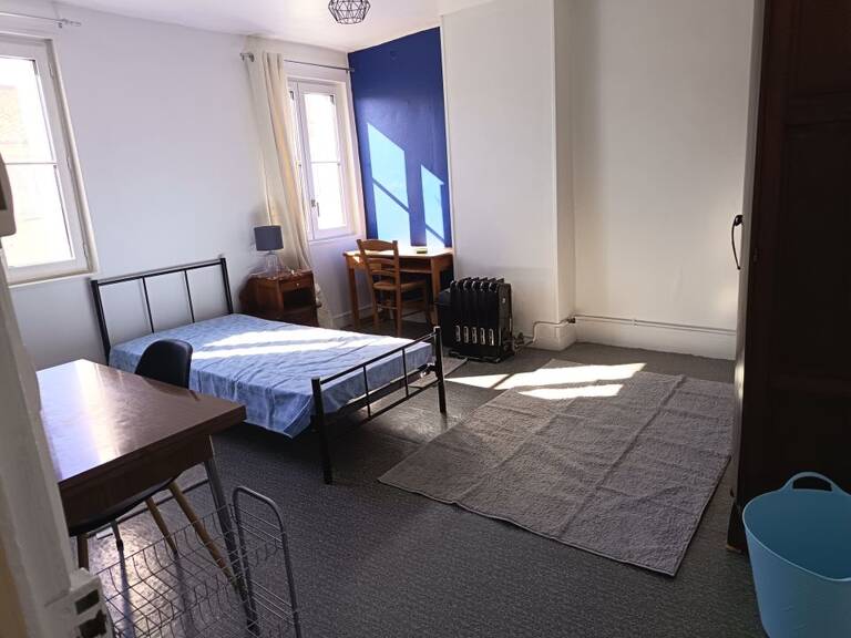 Chambre de 16m2 à louer sur Rochefort — photo 1