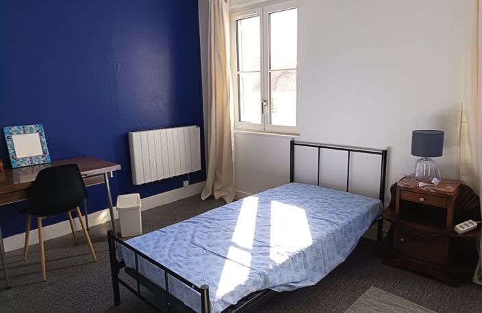 Chambre de 16m2 à louer sur Rochefort — photo 2