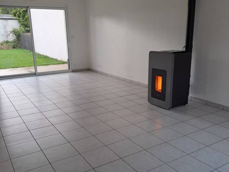 Maison de 98m2 à louer sur Rainneville — photo 1