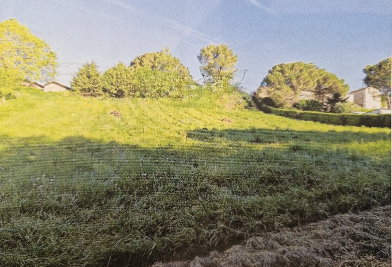 Terrain à bâtir à Sainte-Croix-du-Mont (33410) — photo 1