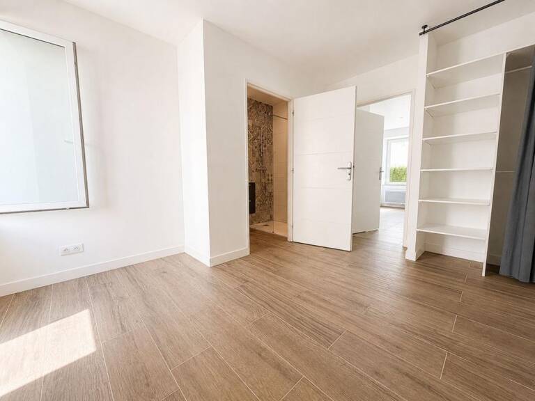 Appartement À Vendre — photo 1