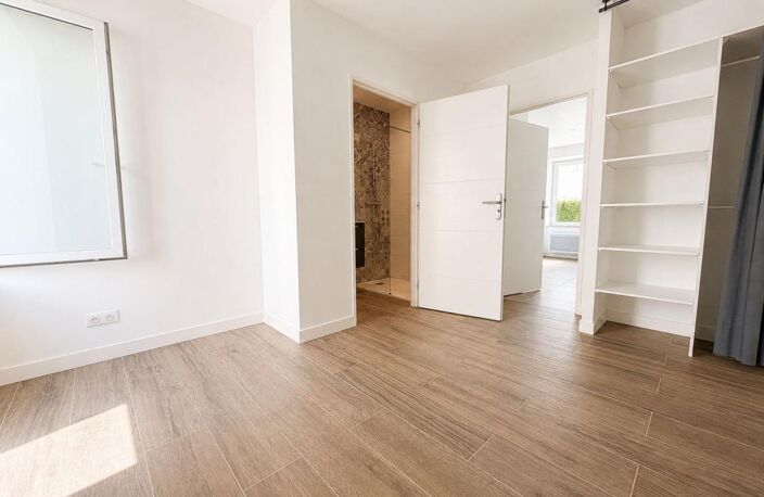 Appartement À Vendre — photo 3