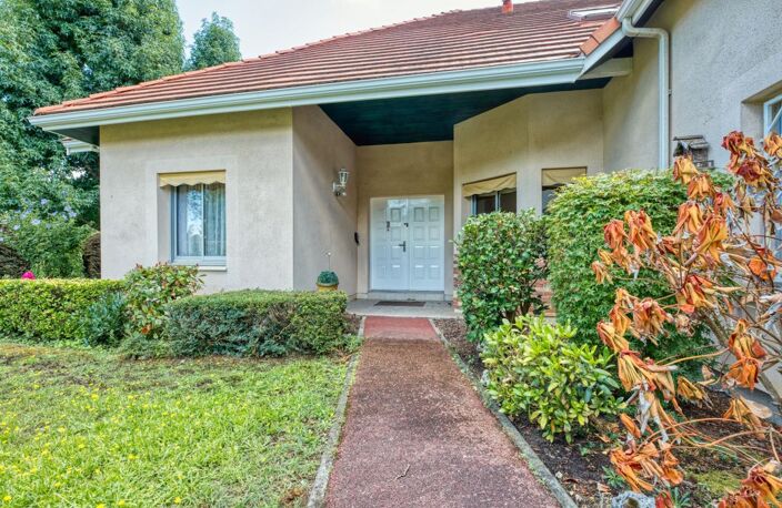 ✨ PESSAC GOLF — UNE MAISON D’EXCEPTION AU CŒUR D’UN ÉCRIN PRIVILÉGIÉ — photo 2