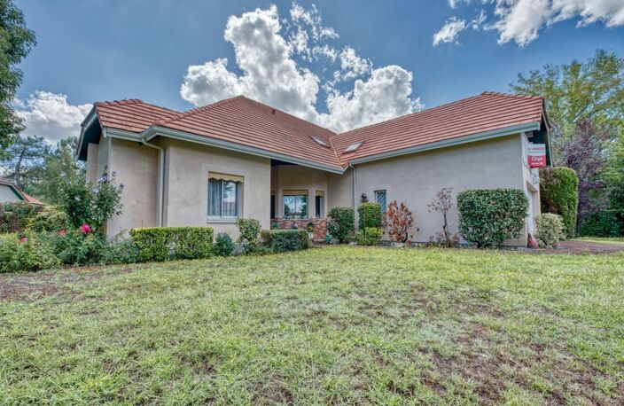 ✨ PESSAC GOLF — UNE MAISON D’EXCEPTION AU CŒUR D’UN ÉCRIN PRIVILÉGIÉ — photo 3