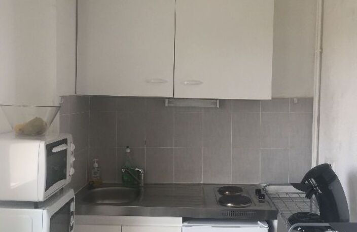 Studio meublé 16m² proche faculté — photo 2