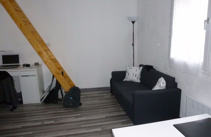 Studio meublé 16m² proche faculté — photo 3