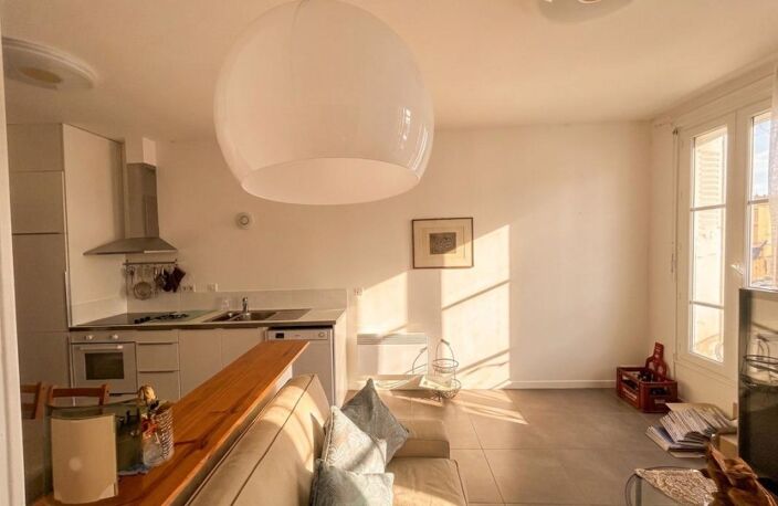 Appartement À Vendre - T2 Coeur de ville - Parfait état — photo 2