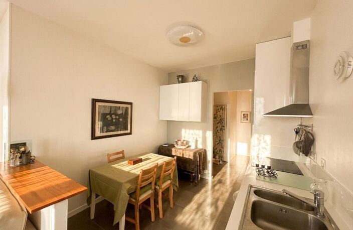 Appartement À Vendre - T2 Coeur de ville - Parfait état — photo 3