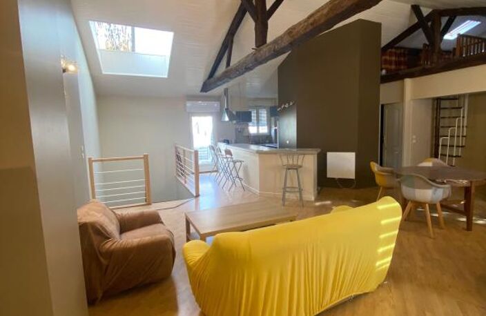 DAX Appartement Duplex À Louer — photo 3