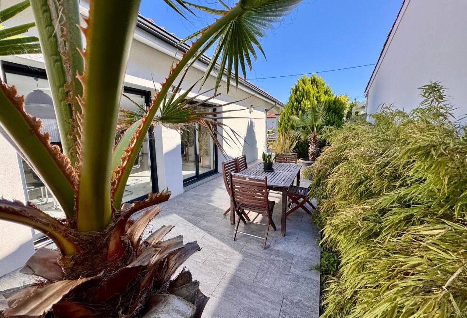 🏡 SOUSTONS – 176 M² DE PLAIN-PIED, 5 CHAMBRES ET UN VRAI CONFORT DE VIE ! — photo 1